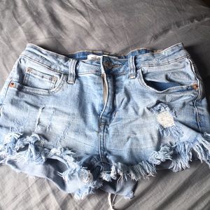 Mid rise shorts
